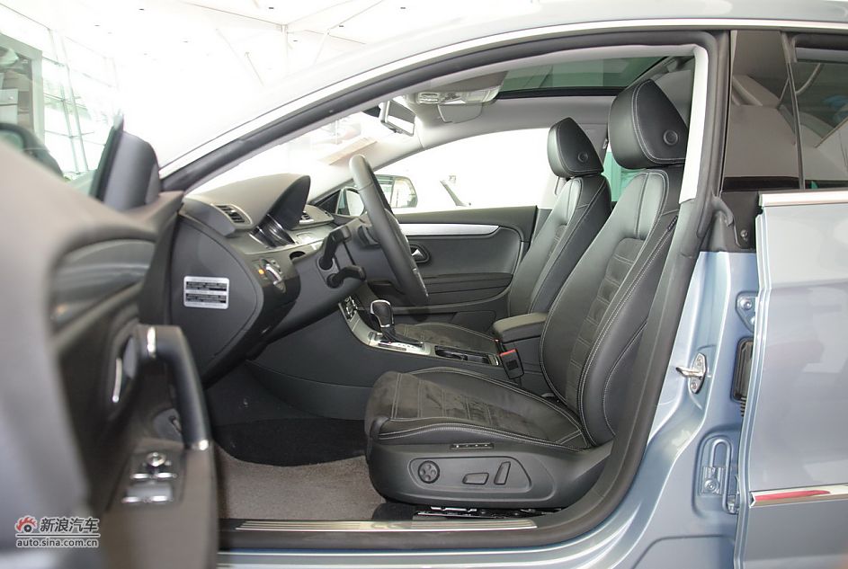 2011款一汽大众CC 1.8TSI自动豪华型