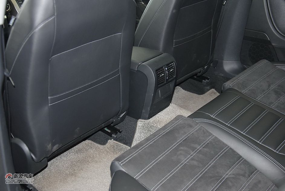 2011款一汽大众CC 1.8TSI自动豪华型