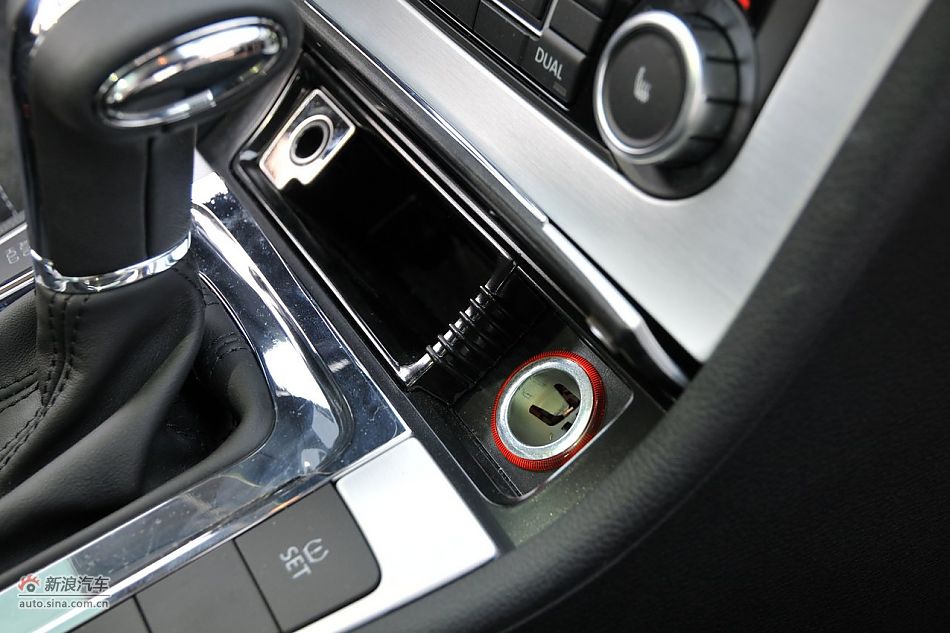 大众CC至尊型内饰