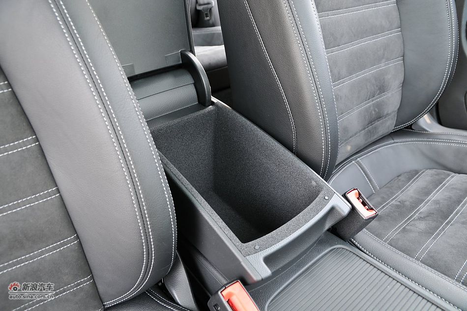 大众CC至尊型内饰