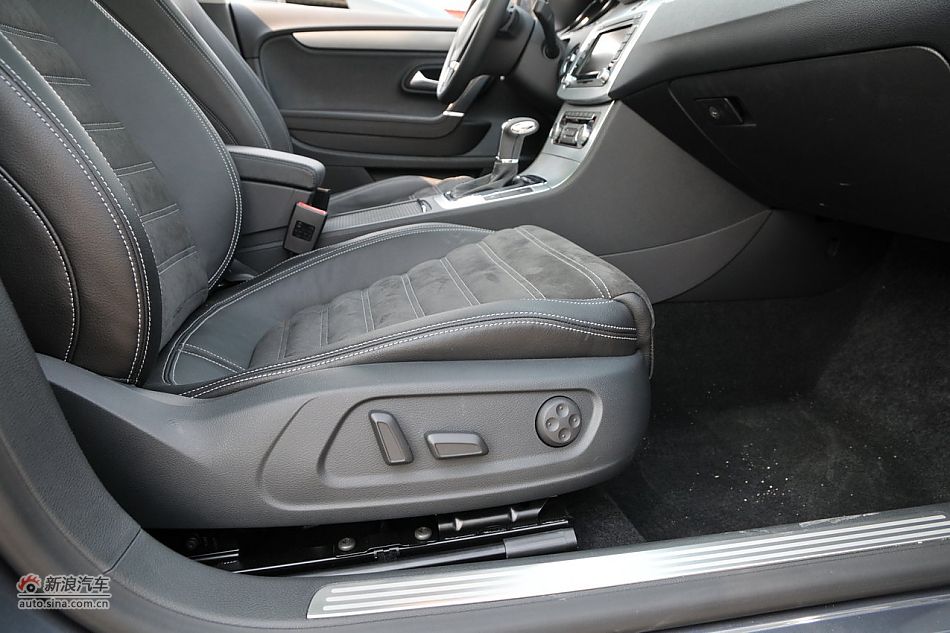 大众CC至尊型内饰