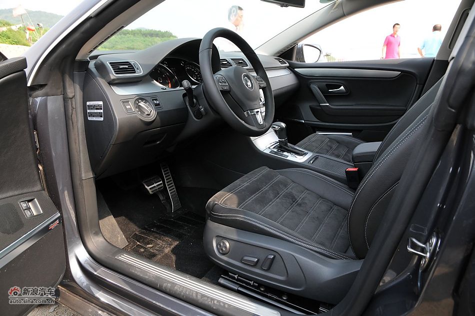 大众CC至尊型内饰