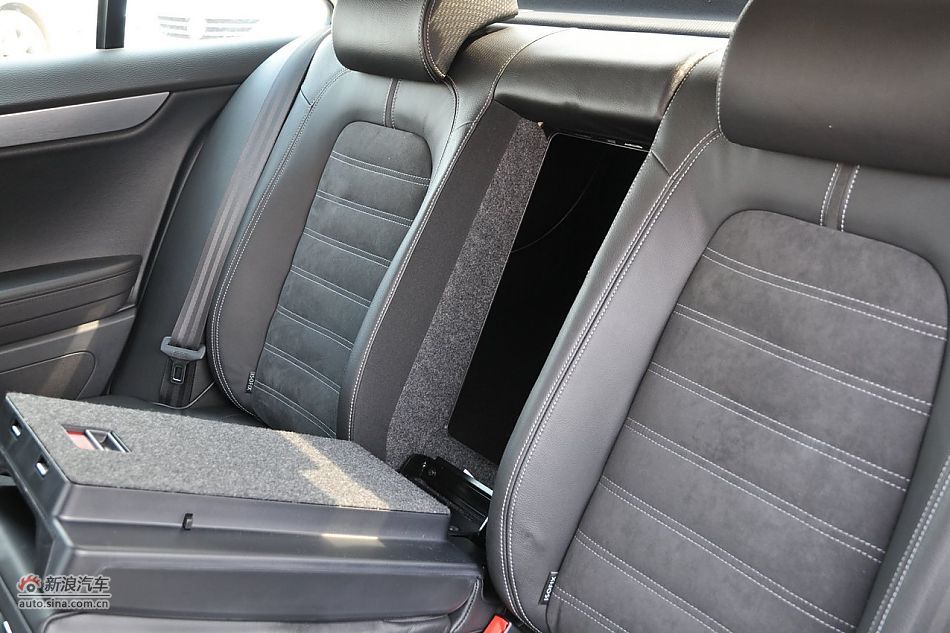 大众CC至尊型内饰