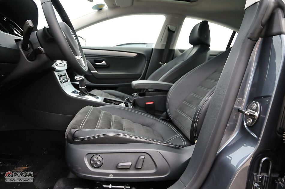 大众CC至尊型内饰