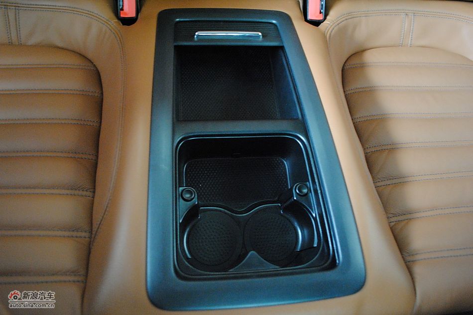 一汽大众CC内饰实拍