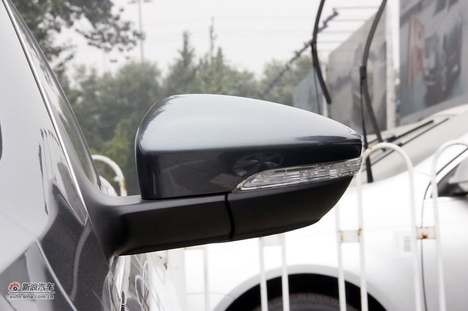 2011款大众CC 2.0TSI至尊型