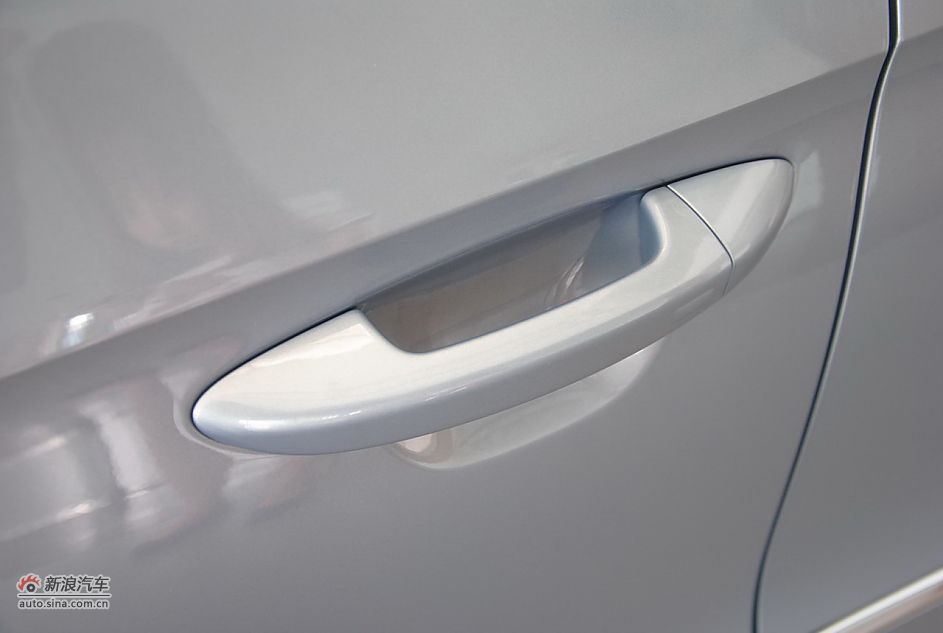 2011款一汽大众CC 1.8TSI自动豪华型