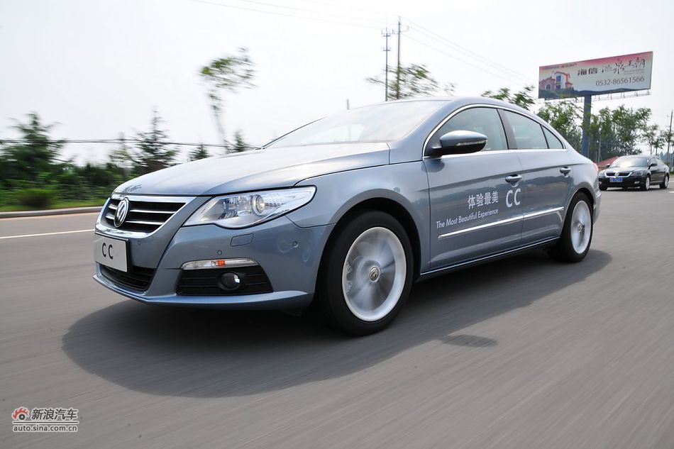 大众CC高速路动态实拍