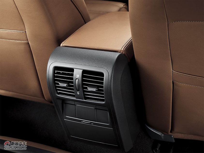 大众CC资料图-内饰细节