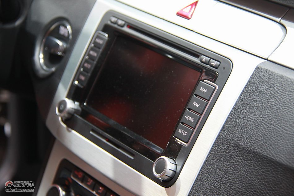 一汽大众CC内饰