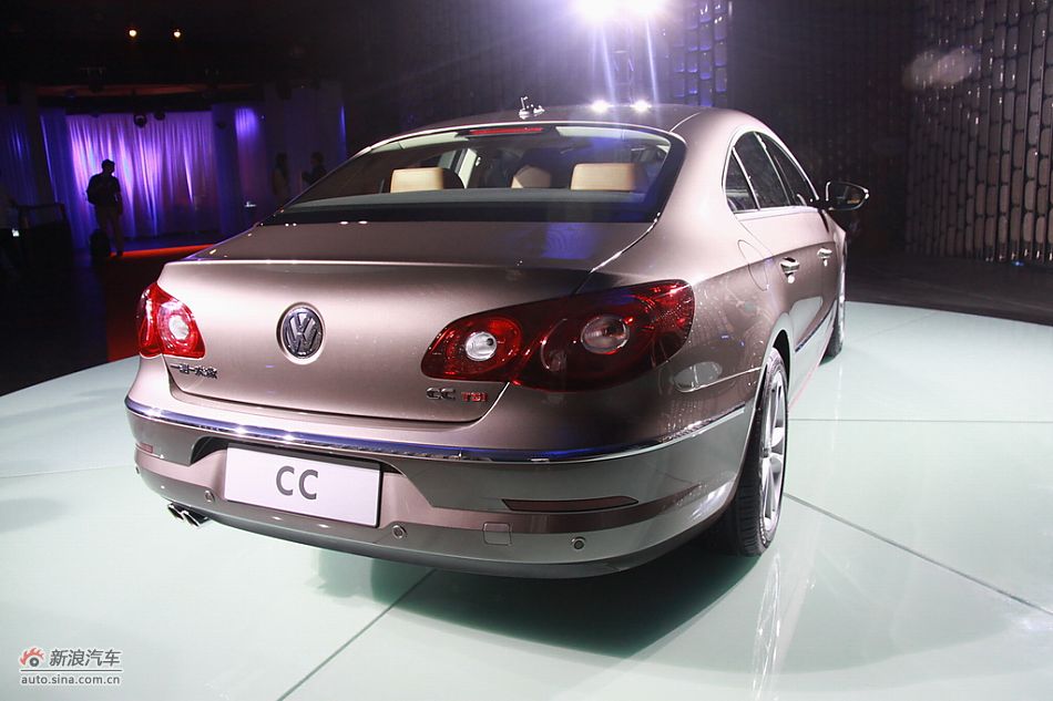 一汽大众CC上市现场图
