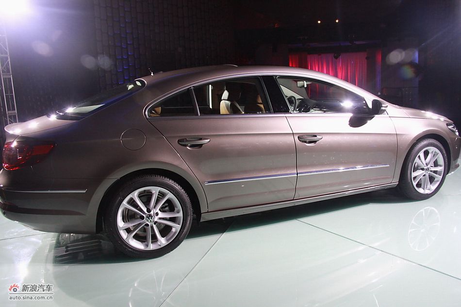 一汽大众CC上市现场图