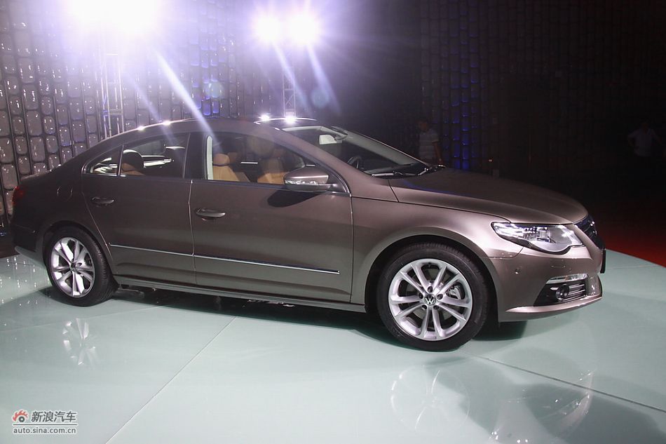 一汽大众CC上市现场图