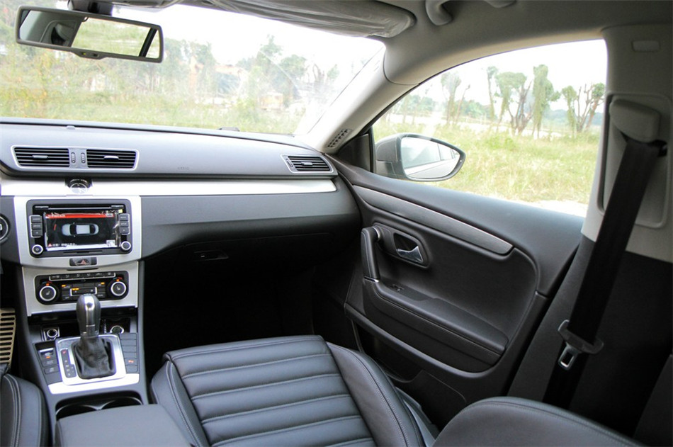 2012款 一汽大众CC 1.8TSI自动精英型