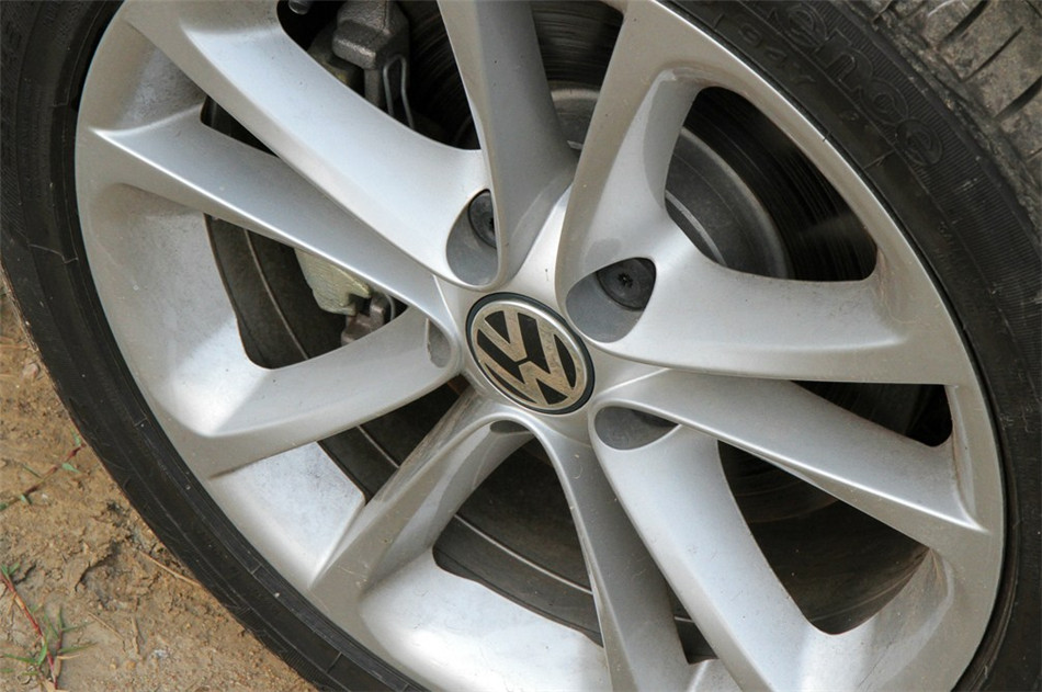 2012款 一汽大众CC 1.8TSI自动精英型