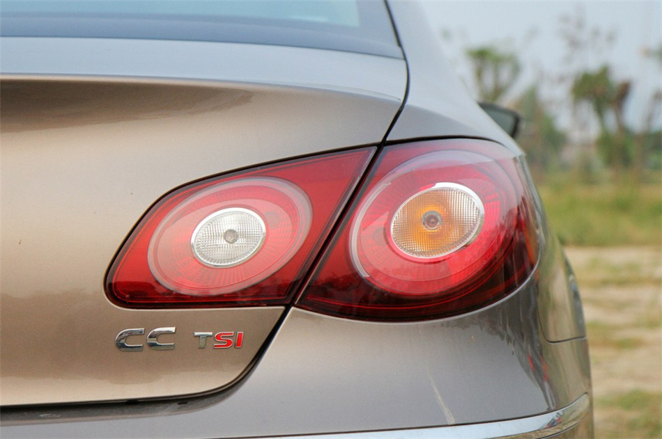 2012款 一汽大众CC 1.8TSI自动精英型