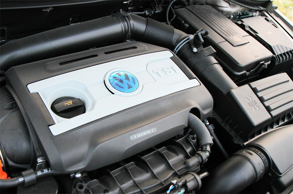 2012款 一汽大众CC 1.8TSI自动精英型