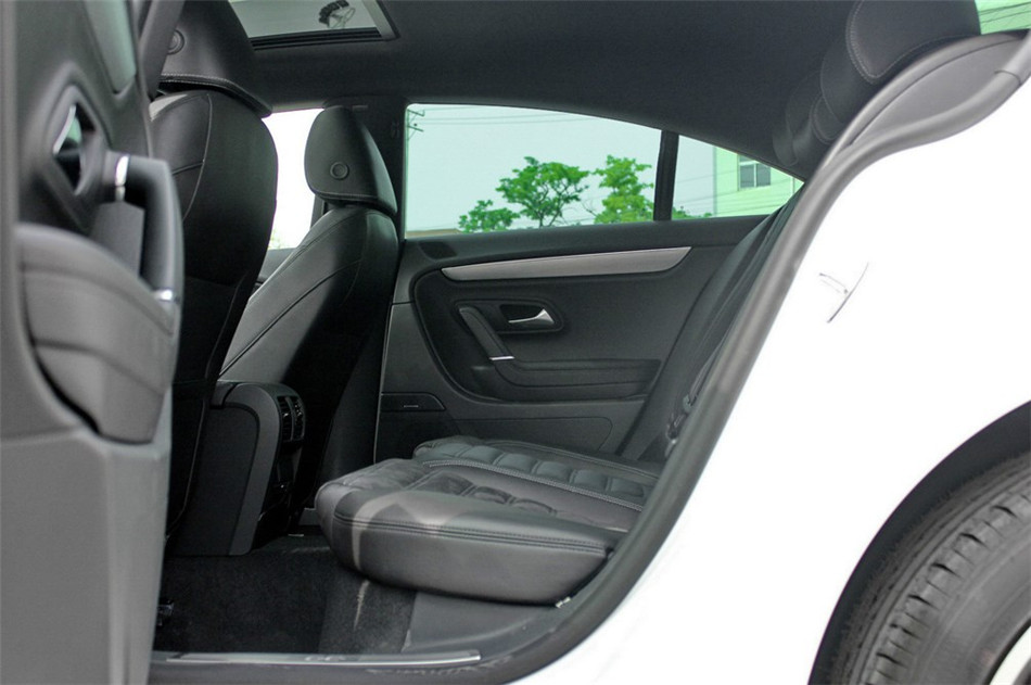 一汽大众CC- 2013款 2.0TSI DSG 豪华型 