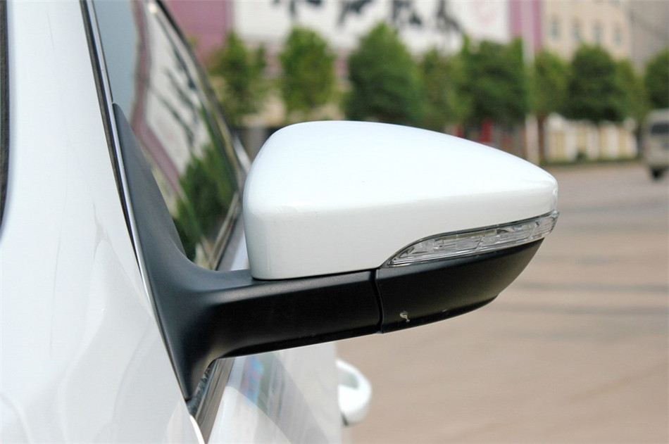 一汽大众CC- 2013款 2.0TSI DSG 豪华型 