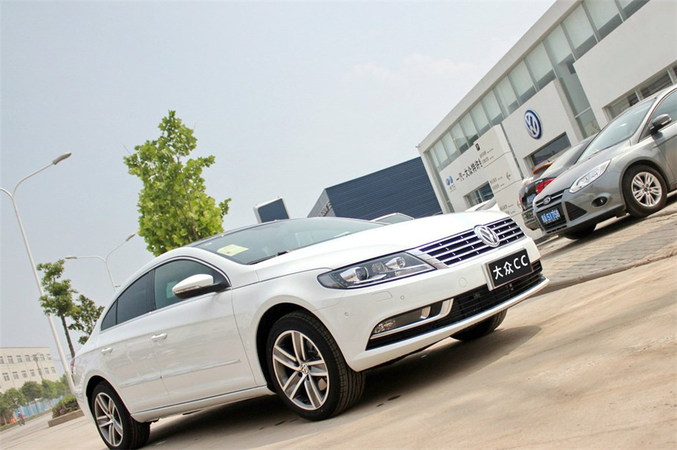 一汽大众CC- 2013款 2.0TSI DSG 豪华型 
