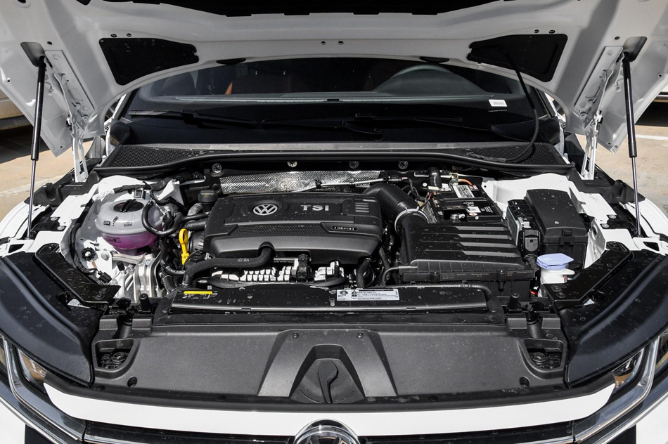 2019款 380TSI 魅颜版 引擎底盘