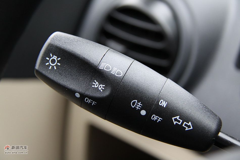 海马王子内饰细节