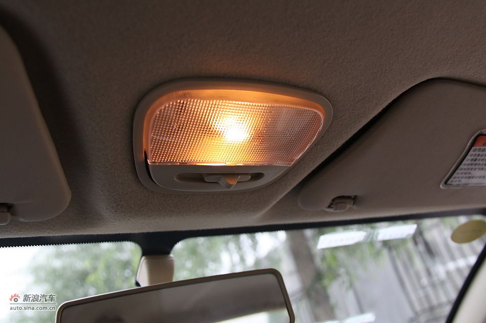 海马王子内饰细节