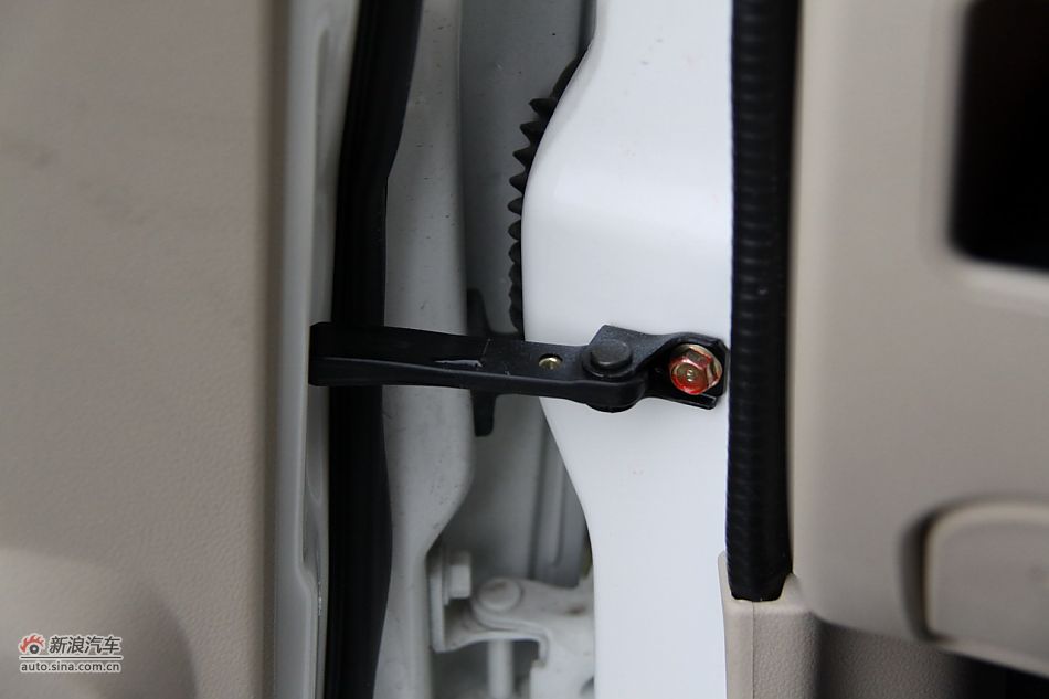 海马王子内饰细节