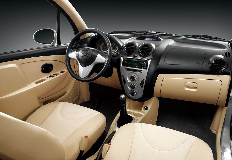 海马王子内饰资料图