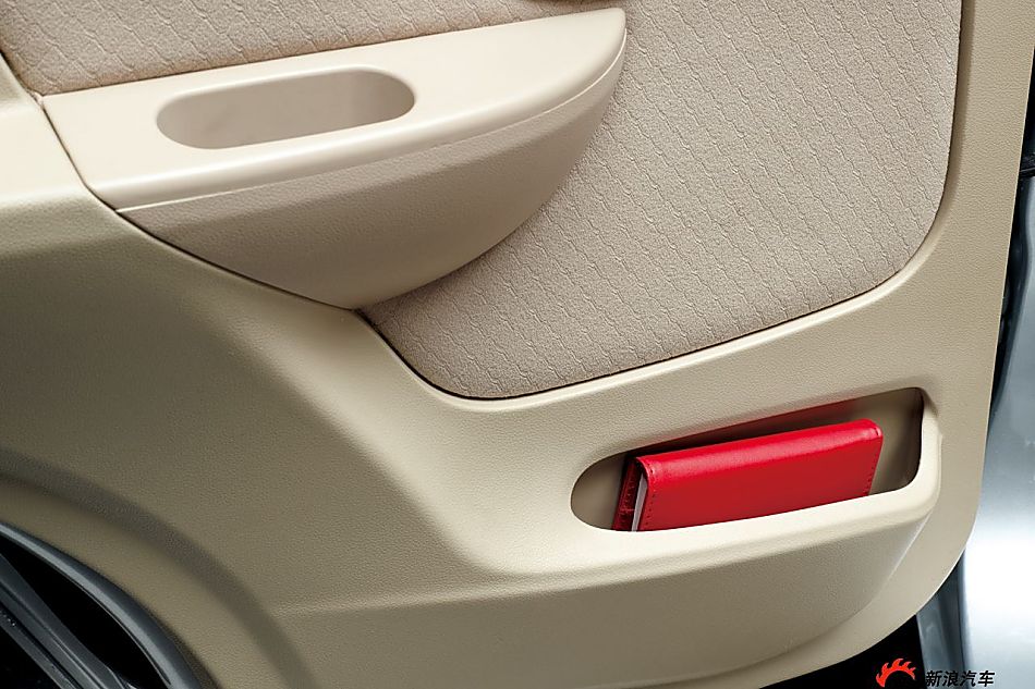 海马王子内饰及细节特写