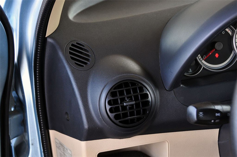 海马王子 2010款 1.0L MT 精英型 内饰