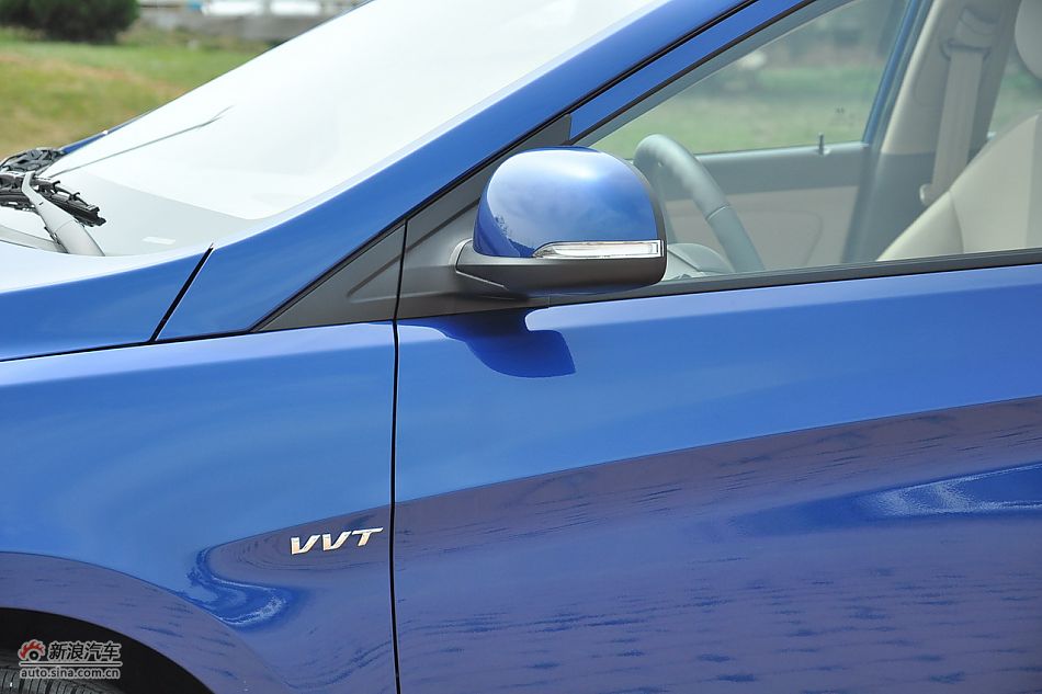 北京现代瑞纳实拍图