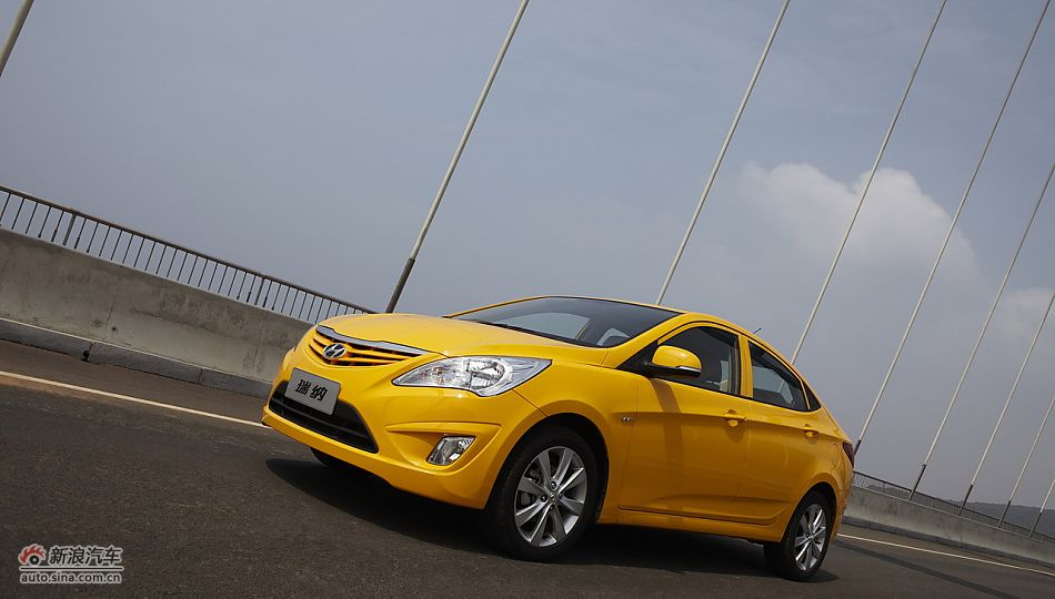 北京现代瑞纳资料图