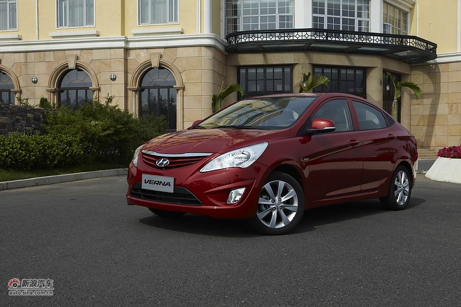 北京现代瑞纳资料图