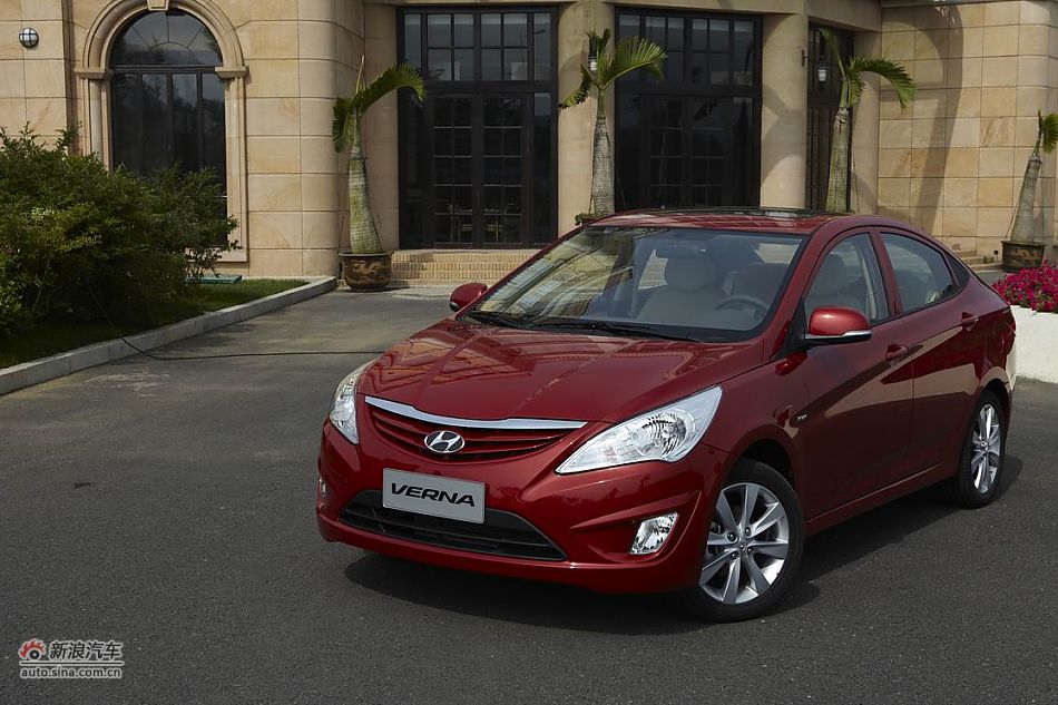 北京现代瑞纳资料图