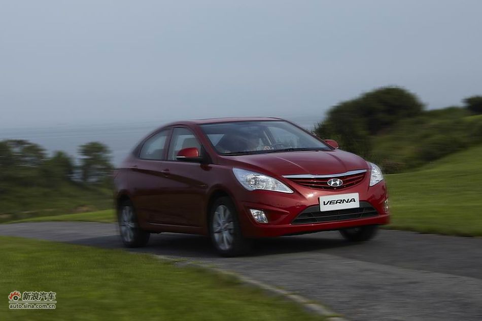 北京现代瑞纳资料图