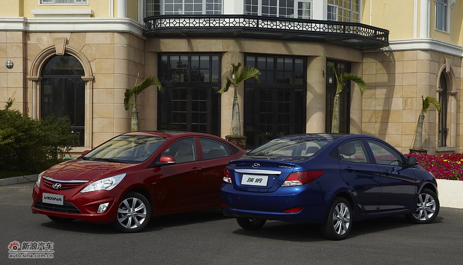 北京现代瑞纳资料图