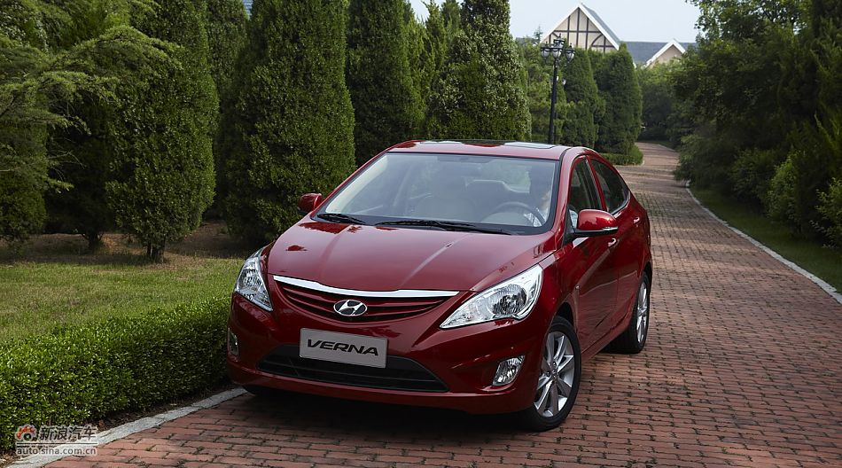 北京现代瑞纳资料图