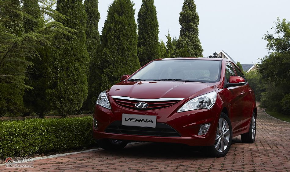 北京现代瑞纳资料图