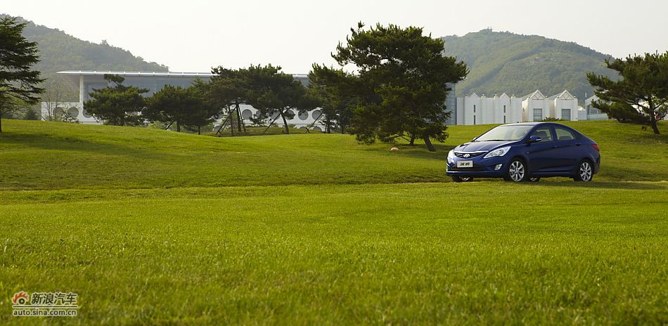 北京现代瑞纳资料图