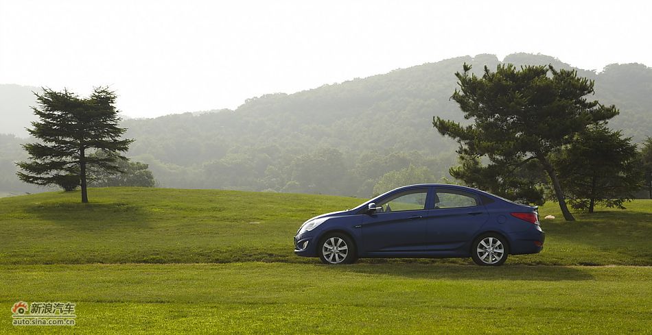 北京现代瑞纳资料图