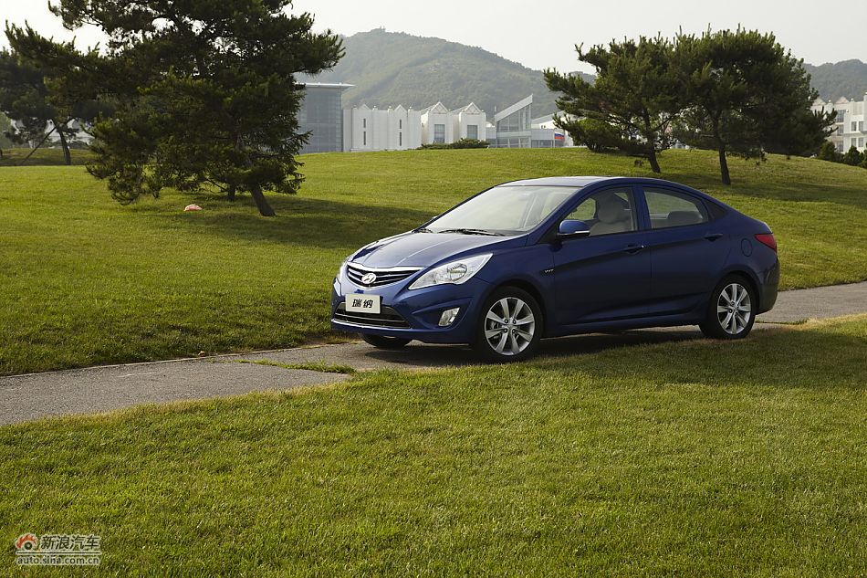 北京现代瑞纳资料图