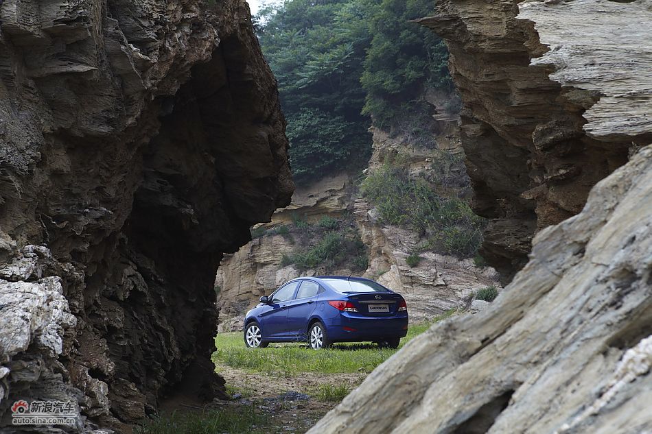 北京现代瑞纳资料图