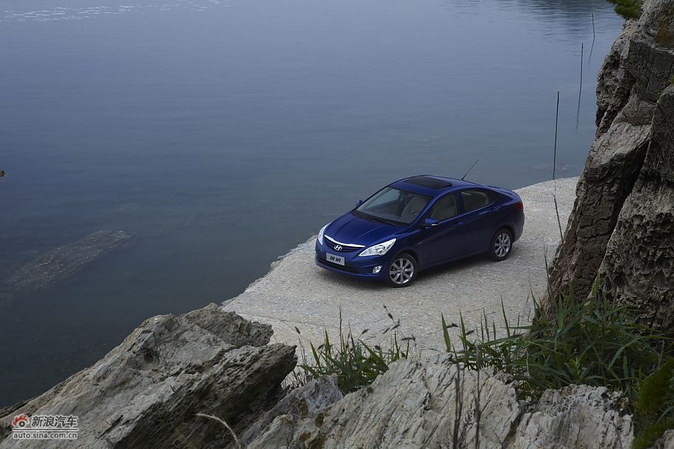 北京现代瑞纳资料图