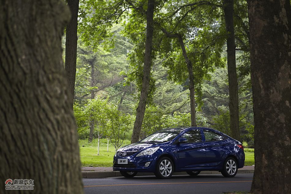 北京现代瑞纳资料图