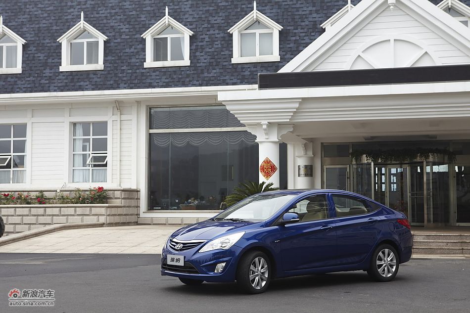 北京现代瑞纳资料图