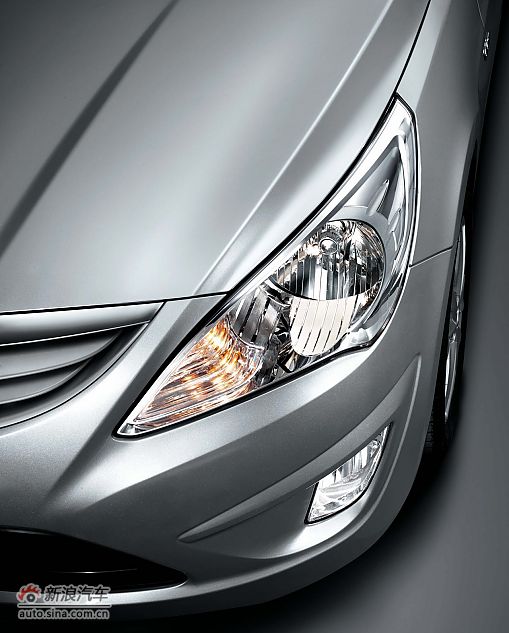 北京现代瑞纳-外观局部