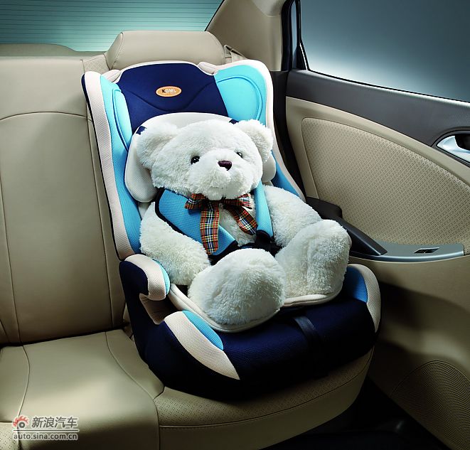 北京现代瑞纳-内饰细节