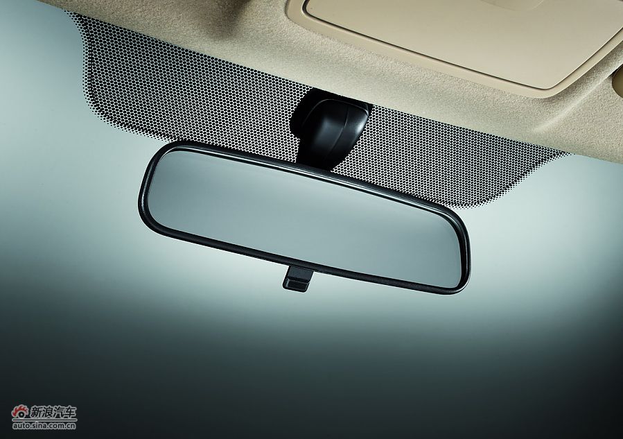 北京现代瑞纳-内饰细节