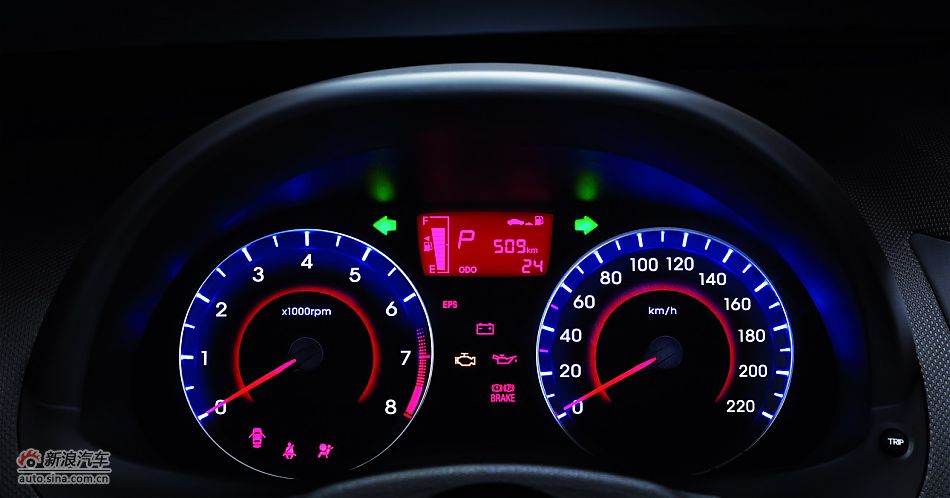 北京现代瑞纳-内饰细节